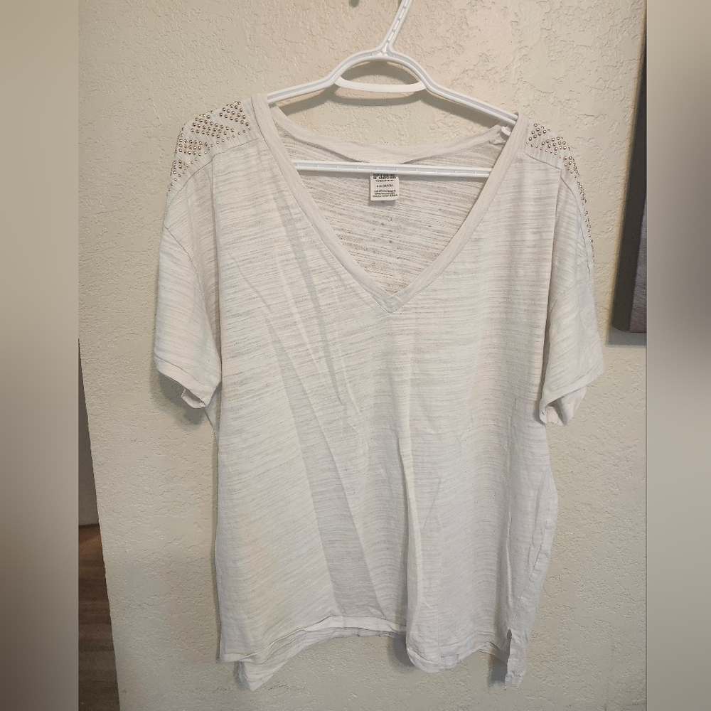 VS PINK Women's White V-Neck Top